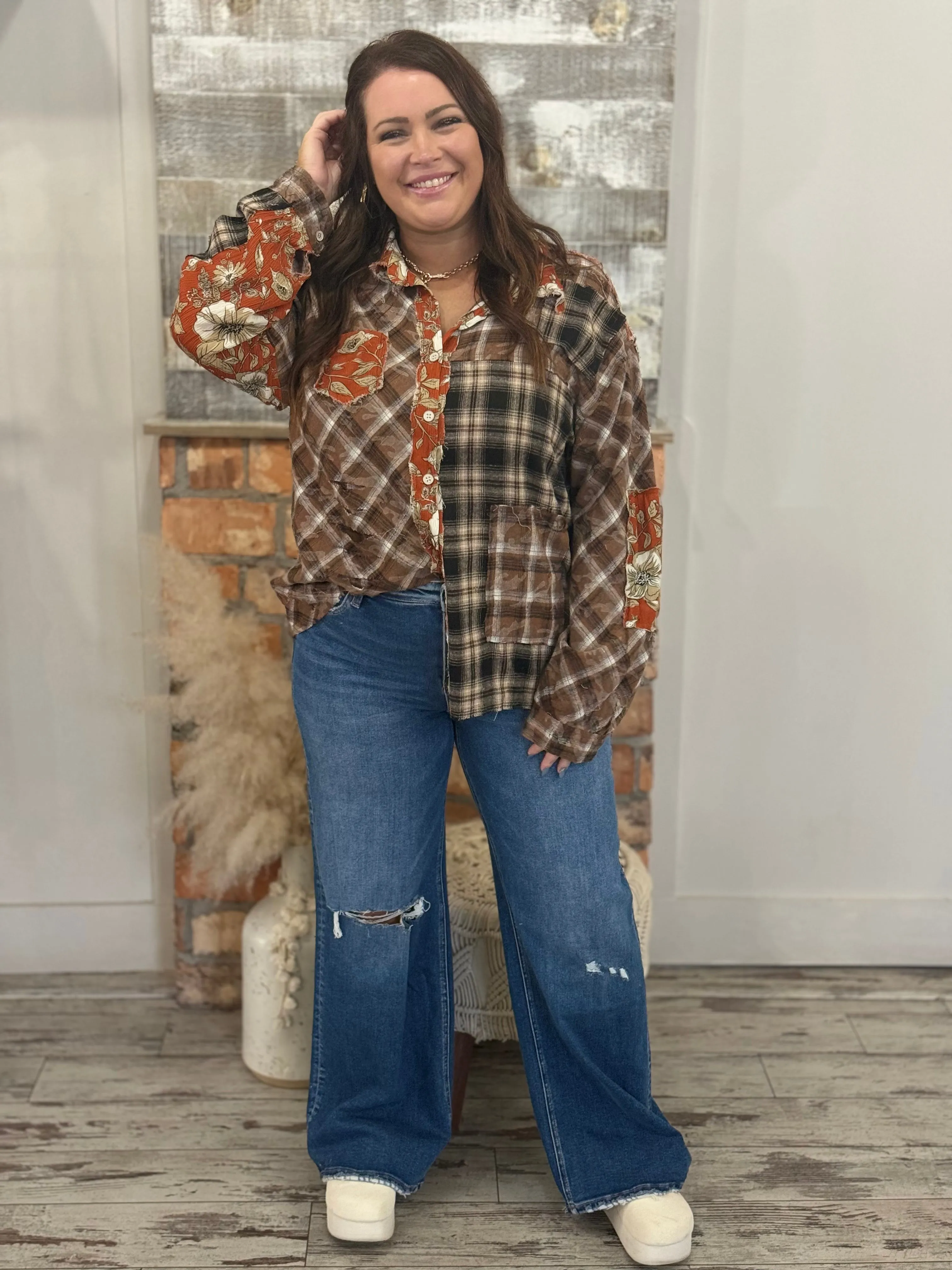 Distressed High Rise Wide Leg Jeans