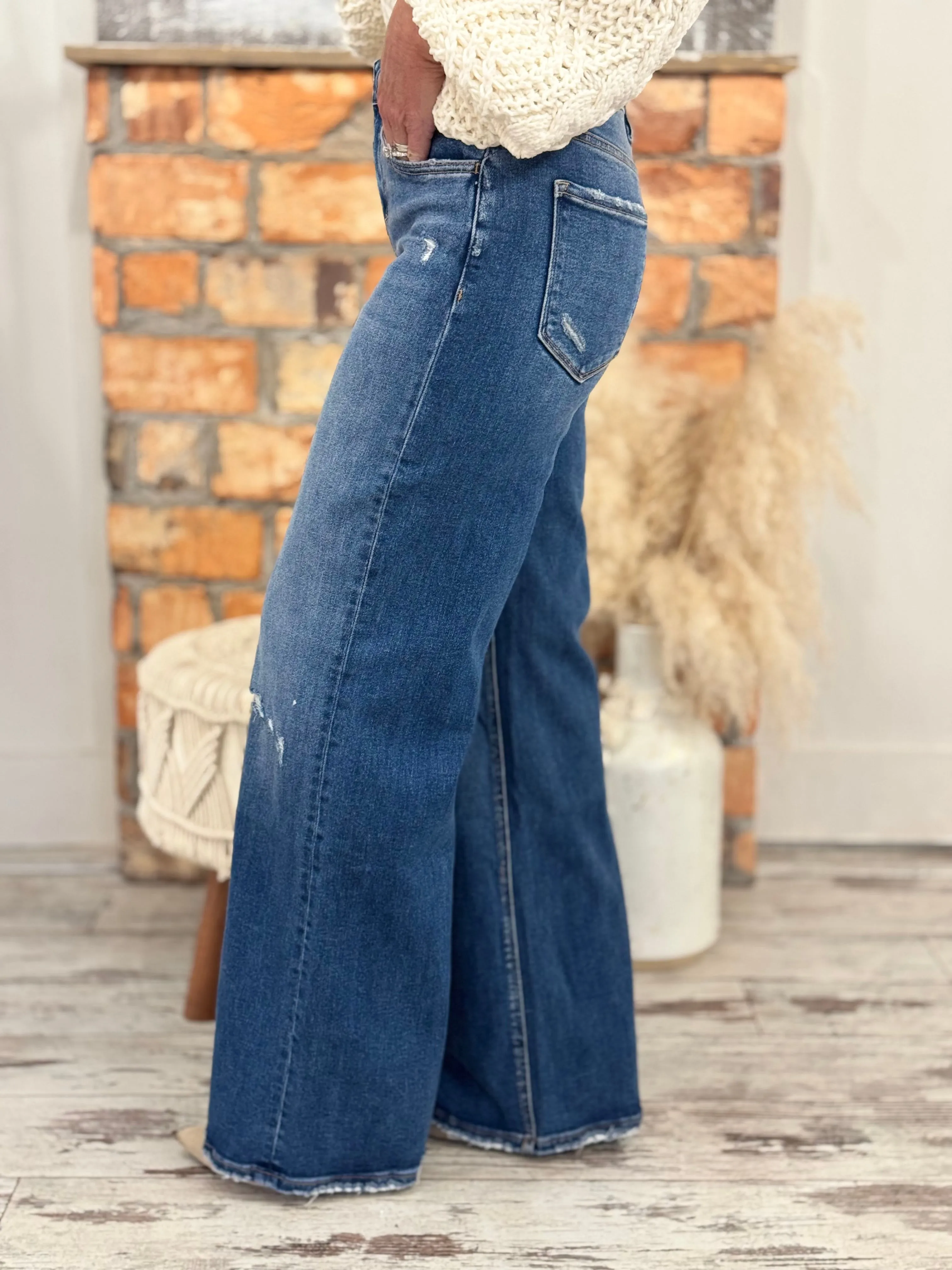 Distressed High Rise Wide Leg Jeans