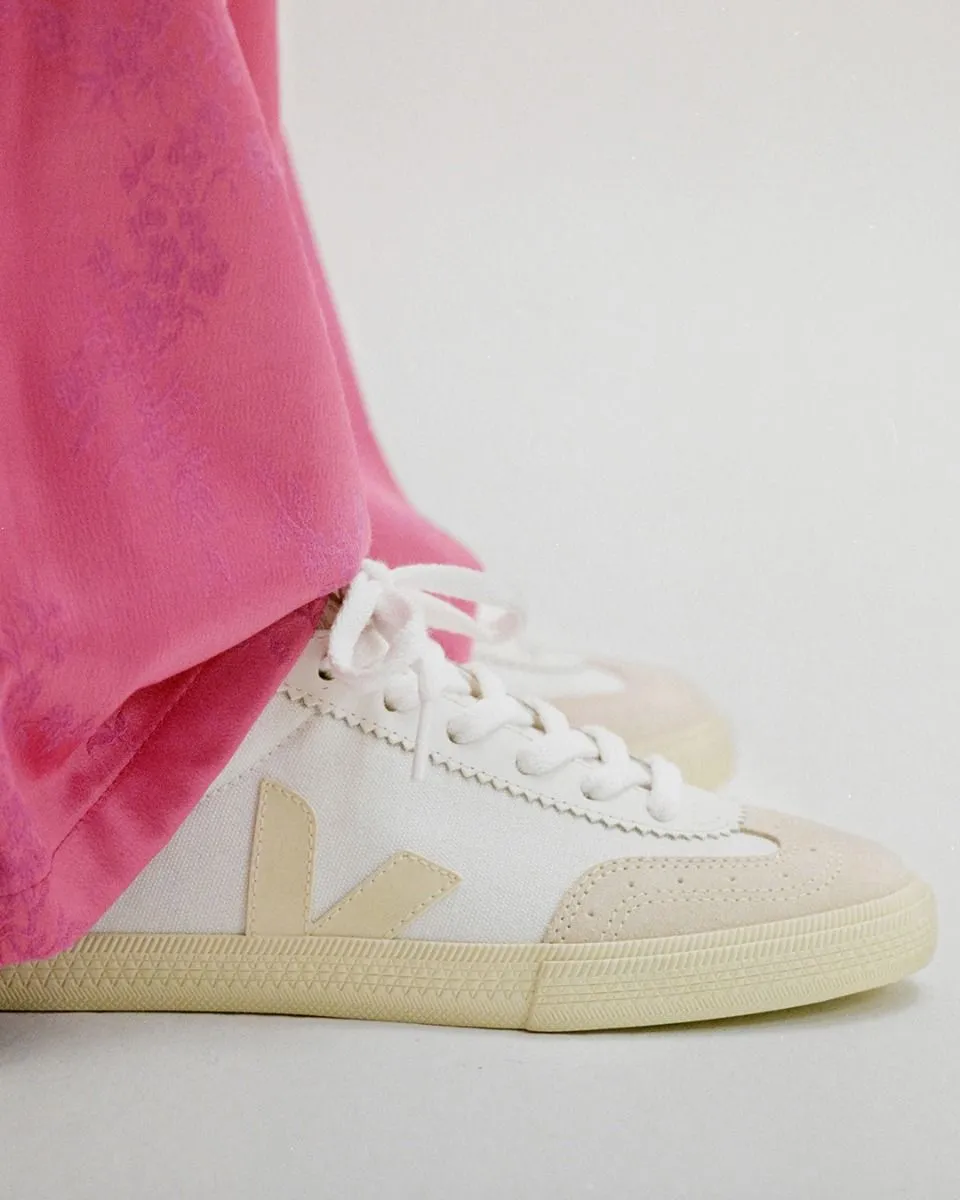 VEJA Women's Volley Canvas White Pierre